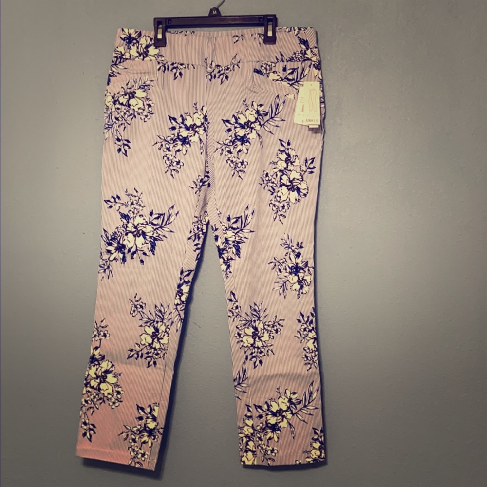 Women’s Pants